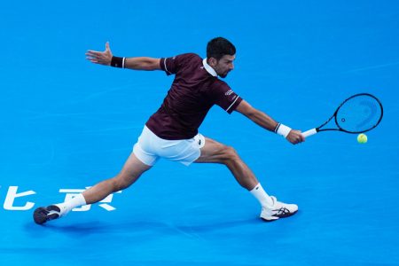 Defanziva kakvu samo Novak ima: Đoković spektakularnim udarcem osvojio važan poen (VIDEO)