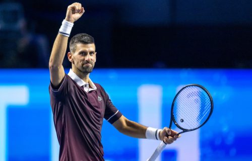 Đoković progovorio i oduševio svet: Novakov potez nije ostavio ravnodušnim ni Federerove navijače (VIDEO)