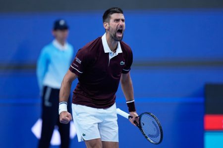 Novak preživeo krizu, pa zgromio Kineza: Medicinski tajm-aut, izjednačenje, pa totalna dominacija (VIDEO)