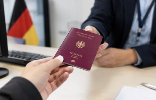 Nemačka menja pravila, put do državljanstva postaje teži: Jedan uslov posebno važan