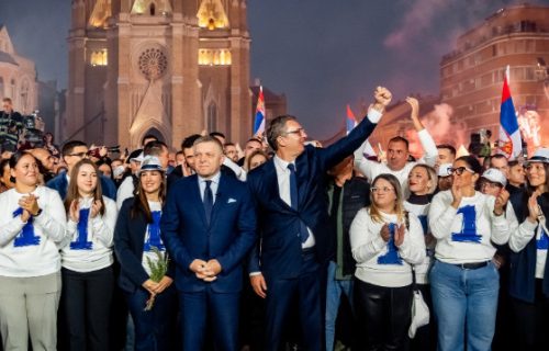 Fico objavio slike sa Vučićem nakon sjajnog skupa u Novom Sadu: "Trenuci kojima komentar nije potreban