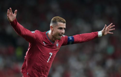 Šmekerski skroz: O Ronaldovoj poruci Mesiju bruji planeta, epski rival ga ispratio kao najrođenijeg