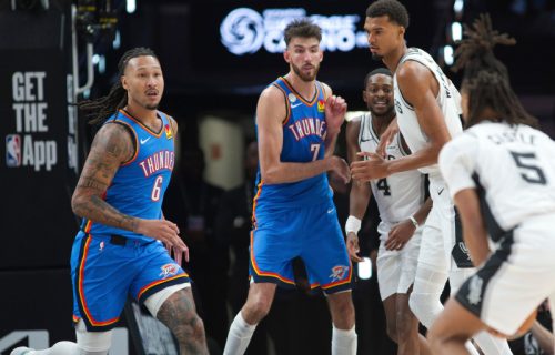 Haos na startu NBA lige: Vembanjama uleteo u sukob, sudije delile kazne (VIDEO)