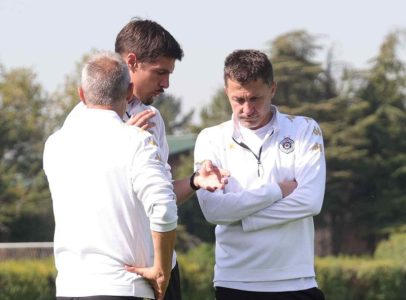 Ponovo ga ubeđivali?! Saša Ilić definitivno otišao, Partizan traži novog trenera