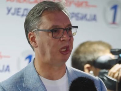 Vučić uputio optimističnu poruku: “Za snažniju, sigurniju i ponosniju Srbiju”