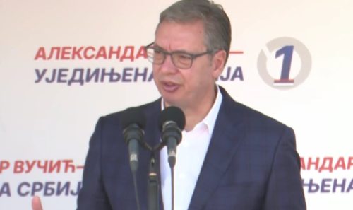 (UŽIVO) Vučić se obraća u Leskovcu: “Neću dozvoliti da neko gospodari Srbijom iz inostranstva”