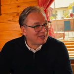 Vučić u Etno-selu Čubura kod Merošine: "Upoznao sam divne ljude uz jagnjetinu ispod sača" (VIDEO)