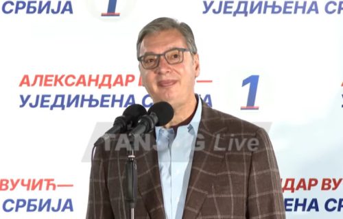 (UŽIVO) Vučić na skupu u Šapcu najavio izgradnju nove bolnice: "Investicija vredna oko 135 miliona evra" (VIDEO)