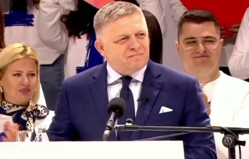 (UŽIVO) Fico se obraća na velelepnom skupu u Novom Sadu: "Nisam došao da vam držim lekcije kako da glasate" (VIDEO)