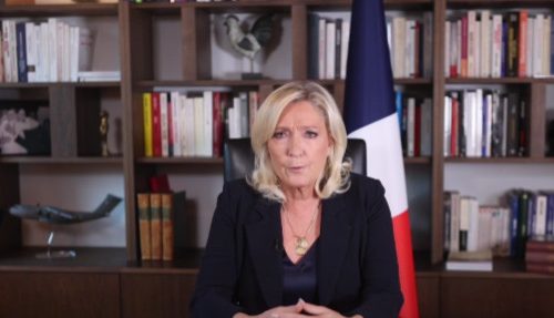 Marin Le Pen o protestima u Francuskoj: "Suočavamo se sa dubokom krizom poverenja i autoriteta" (VIDEO)