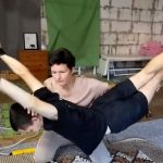 Pravilo,drevna slovenska vežba: Telo se rasteže, a um smiruje (VIDEO)