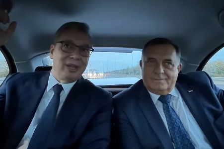 Vučić i Dodik u Nišu pred veliki skup: “U nedelju pobeđujemo i za Srbiju i za Srpsku” (VIDEO)