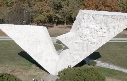 Krvave Šumarice: Na današnji dan nacisti streljali decu u Kragujevcu - Jeziv zločin koji Srbija pamti