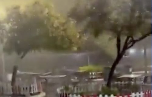 Snažan tornado pogodio Antaliju: Radnici stradali u kontejnerima, izdato upozorenje (VIDEO)