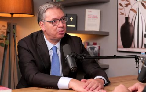 “KiM su Srbija – bili, jesu i biće”: Vučić napominje da “čuva ono što je naše, za razliku od opozicije”