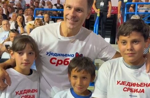 Mali poručio iz Arene: "Ovo je slika prave Srbije! Biramo bolju budućnost za našu decu" (VIDEO)