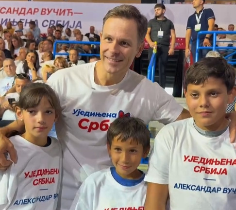 Mali poručio iz Arene: “Ovo je slika prave Srbije! Biramo bolju budućnost za našu decu” (VIDEO)