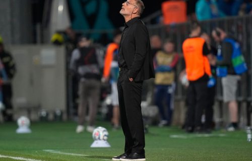 Bilić "ubijen" posle 0:7 -"Sve se srušilo na terenu, žao mi je navijača i dece sa tribina"