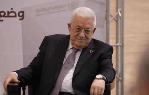 Odloženi predsednički i parlamentarni izbori u Palestini: Abas doneo novu uredbu