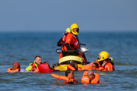 Jezivo svedočanstvo britanske ministarke: Gotovo svaka migrantkinja silovana tokom putovanja