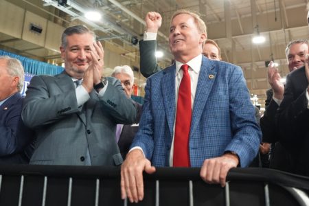 Trampu to nije trebalo: Procureli snimak republikanskog kandidata za Senat o Iranu pravi haos uoči izbora