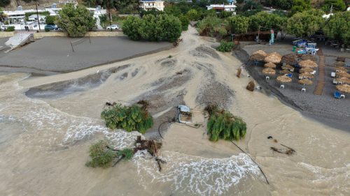 Horor na Rodosu: Grom ubio Nemicu na plaži, potop i apokalipsa parališu Grčku