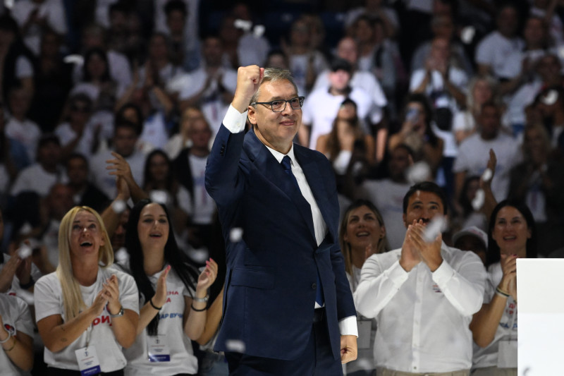 Vučić: “Oni neka idu na ulice i neka okreću pedale, mi ćemo na izbore, pobedićemo olovkom”