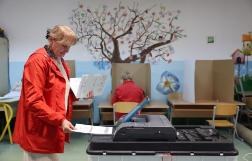 Otvorena biračka mesta u Republici Srpskoj i FBiH