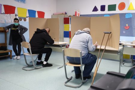Krajnji rok za vanredne izbore: Sutra u ponoć se zaključuje birački spisak, proverite podatke