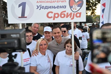 Mali na Novom Beogradu: “Građani na izborima biraju između prošlosti i ekonomskog rasta” (FOTO)