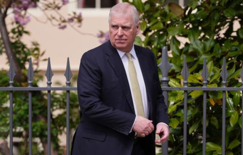 Bivši britanski princ Endru tuži policiju zbog hapšenja: Osporava naloge za pretres