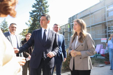 Za energetsku efikasnost u Nišu izdvojeno 468 miliona dinara: Đedović Handanović obišla završne radove (FOTO)