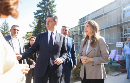Za energetsku efikasnost u Nišu izdvojeno 468 miliona dinara: Đedović Handanović obišla završne radove (FOTO)