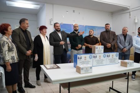 Dom zdravlja u Sjenici dobio novu medicinsku opremu: Uručeni EKG aparati i pulsni oksimetri