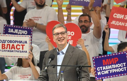 (UŽIVO) Krcati Timok na nogama, Vučić iskreno poručio: "Žao mi je svih vas koji ste ostali ispred hale"