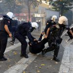 Sukobi, požari i hapšenja u Tirani: Protiv 65 osoba preduzete mere zbog nasilja na protestima
