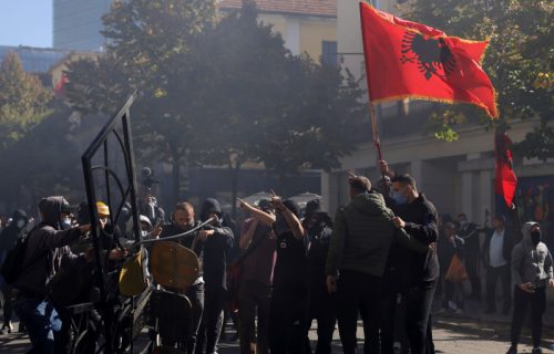"Hitno potrebno političko rešenje u Albaniji": Haos u Tirani ne jenjava, analitičari upozoravaju na eskalaciju