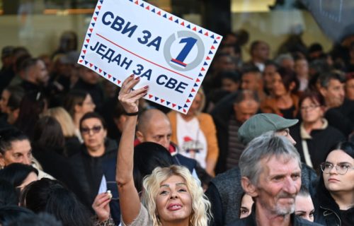Građani širom Srbije uz listu "Aleksandar Vučić - Ujedinjena Srbija": Okupljanja podrške u brojnim mestima