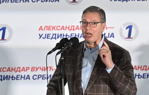 (UŽIVO) Vučić na skupu u Šapcu najavio izgradnju nove bolnice: "Investicija vredna oko 135 miliona evra" (VIDEO)