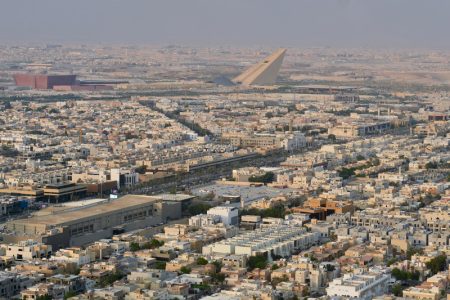 Huti lansirali balističku raketu na Rijad: Hitna upozorenja izdata za tri područja