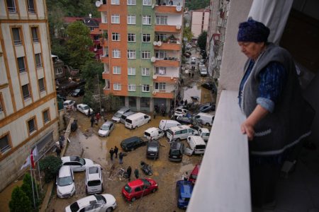 Katastrofalne poplave u Turskoj: Četvoro mrtvih, troje nestalih, upozorenje za 45 provincija