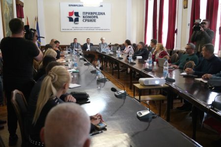 Ekspo biznis karavan u Nišu i Leskovcu: Privrednicima predstavljene mogućnosti učešća