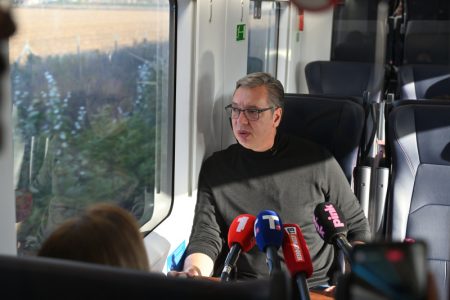 Vučić najavio: Predizborni skup liste “Ujedinjena Srbija” 21. oktobra u Nišu