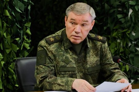 Gerasimov izdao naređenje: Ruska armija obustavlja vatru, kreće operacija u Oleškom