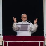 Prvi javni nastup pape posle operacije: Evo šta je poručio vernicima na Trgu Svetog Petra