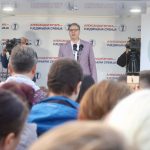 Vučić: "Uvešćemo besplatne stomatološke preglede, 6 milijardi za lečenje retkih bolesti"