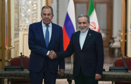 "Najbliža saradnja Irana i Rusije u istoriji": Arakči i Lavrov pričali o Ukrajini, Jemenu i drugim temama