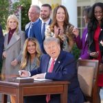 Na inicijativu prve dame Amerike: Donald Tramp potpisao istorijsku naredbu o ženskom zdravlju