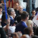 (UŽIVO) Vučić s narodom stigao do Trga kralja Milana: Veliki broj građana u Nišu, u toku spektakl (VIDEO)