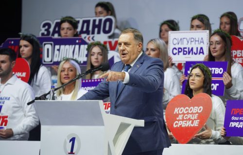 Dodik pružio podršku Vučiću u Nišu: „Narod je sa njim siguran u mir i bezbednost“